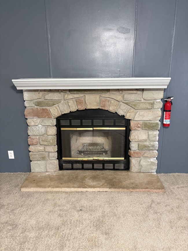 Photo - 8905 Beechwood Dr