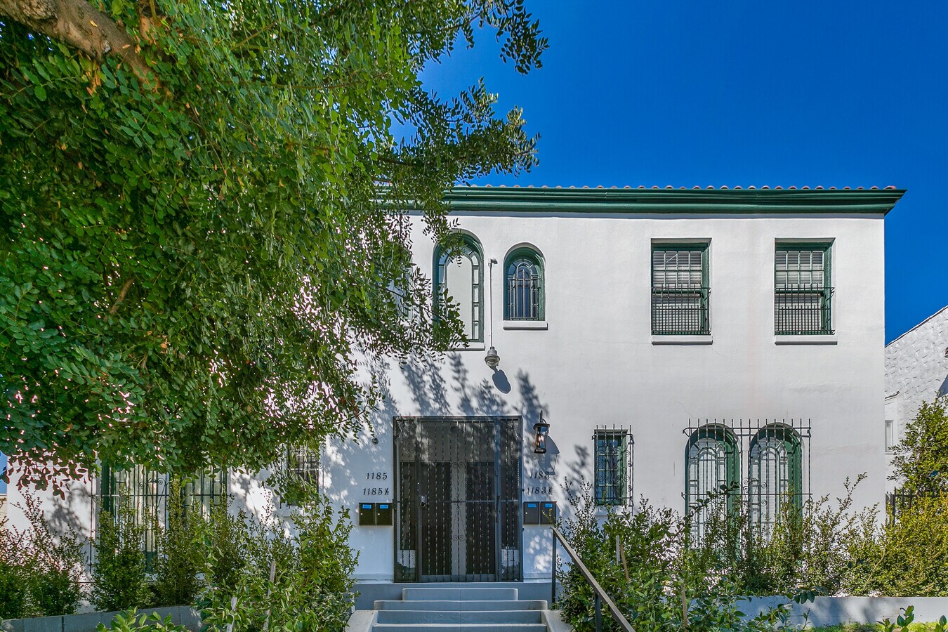 Photo - 1183 S Bronson Ave