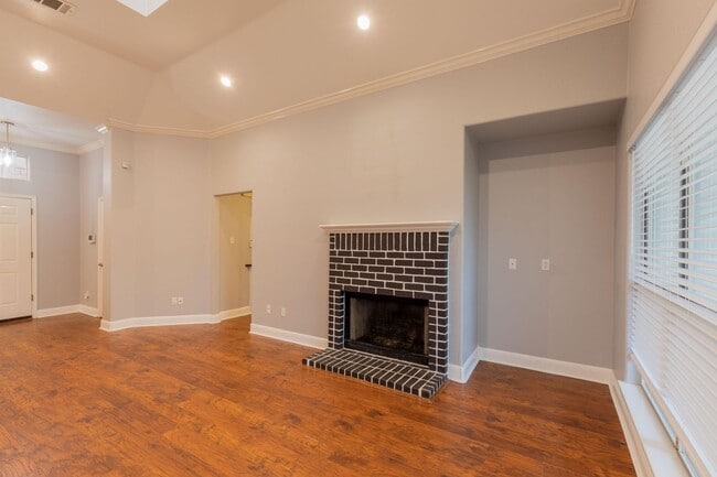 Photo - Charming 3 Bed 2 Bath Brick Family Home