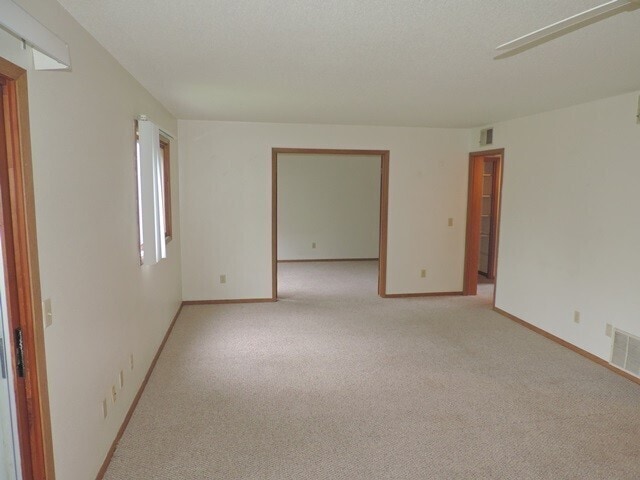 Photo - $1100 | 2 Bedroom, 1 Bathroom CONDO | CAT ...