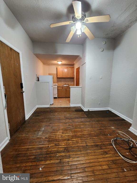 Photo - 4522 Springfield Ave Unit 1F