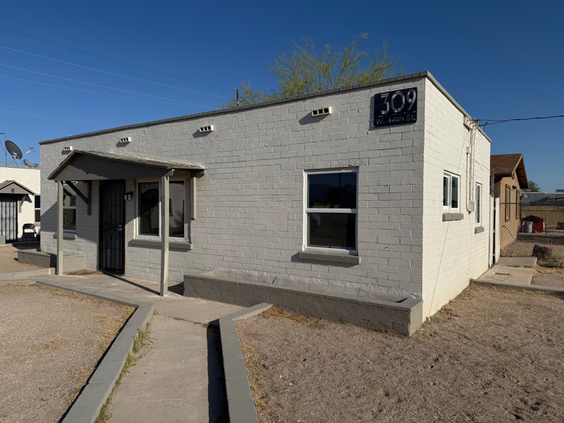 Photo - 309 W 44th St