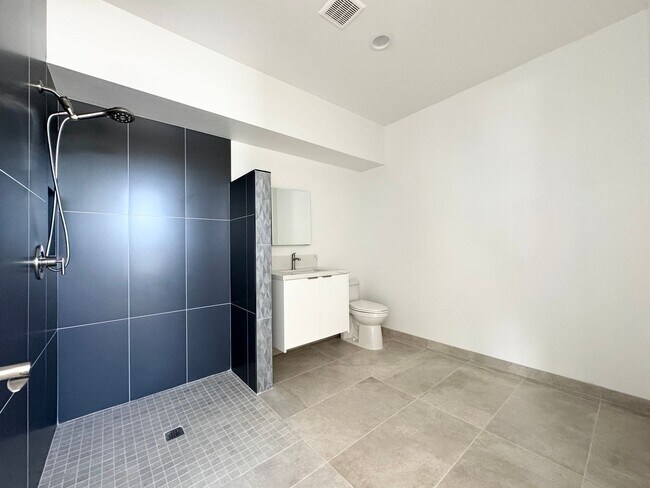 Photo - 78763 Ave 42 Unit 03