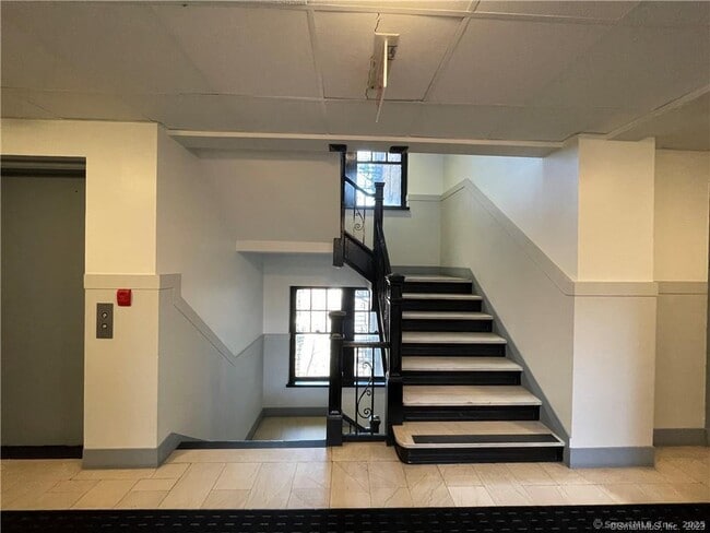 Photo - 225 Golden Hill St Unit 2H