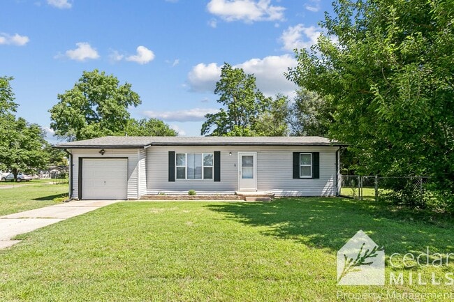 Building Photo - Spacious 3 Bed Corner Lot Near South High & I-235