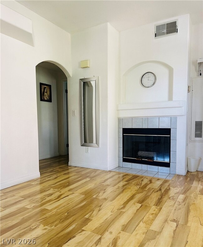 Photo - 517 Indian Bluff St Unit 202