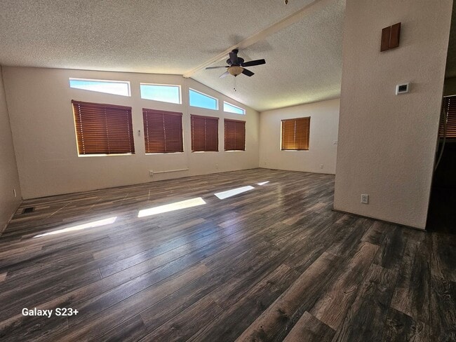 Photo - 15300 Palm Dr