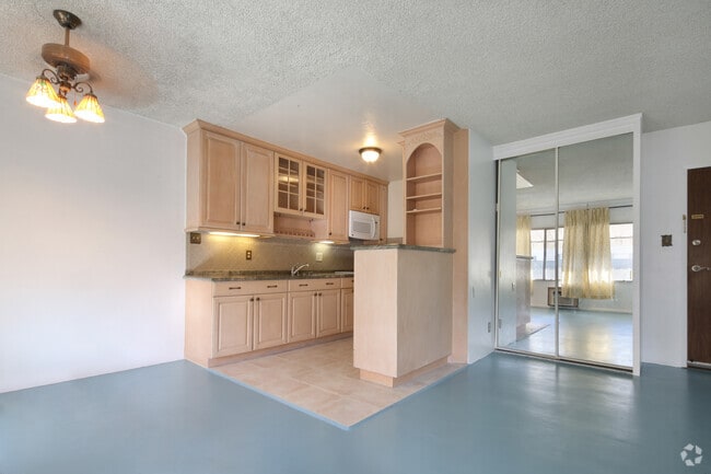 Building Photo - 250 Linden Ave Rental