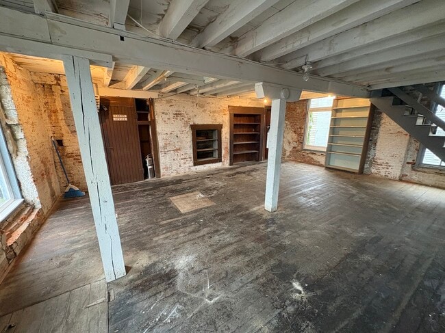 Photo - 10 Coral St Unit Studio 2