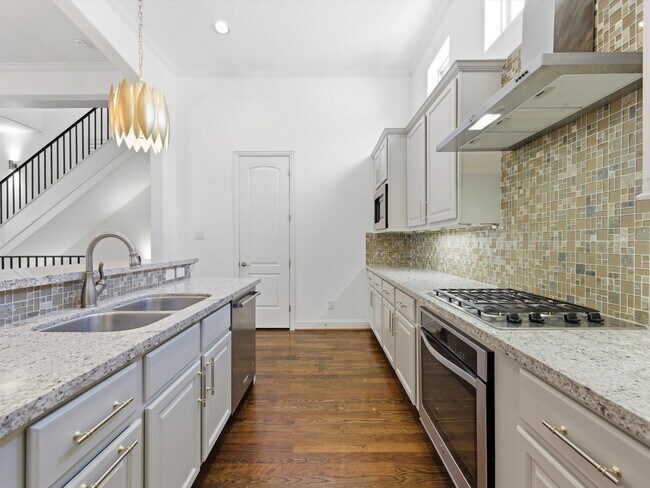 Photo - 6109 Stillman St