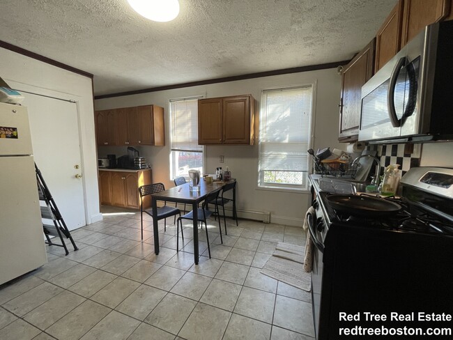 Photo - 205 Hillside St Unit 1