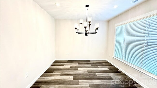 Photo - 1135 Overlake Dr