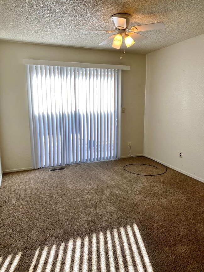 Photo - 1528 North Ct