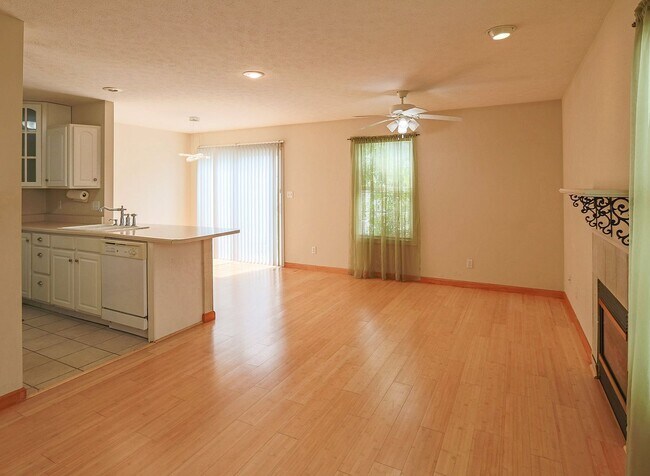 Photo - 2623 E Oaklawn Ct