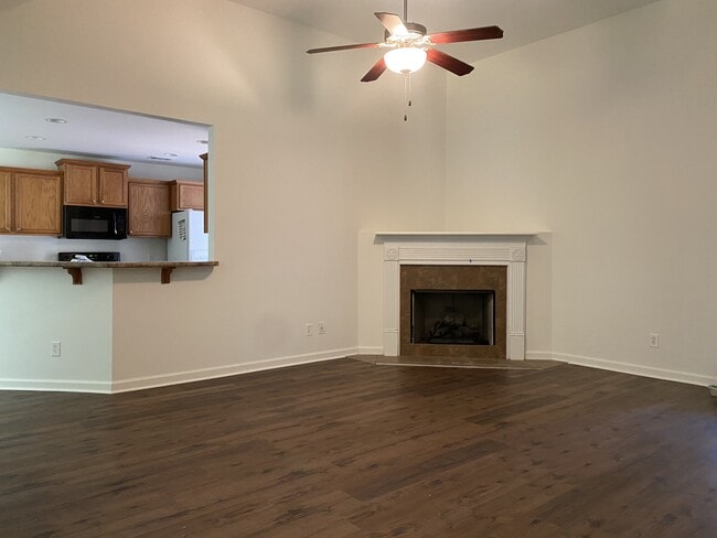 Photo - 1540 Bradley Blvd