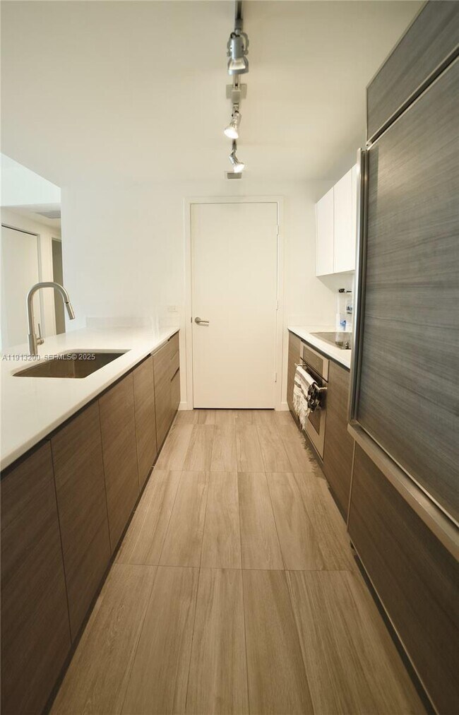 Photo - 1100 S Miami Ave Unit 1808