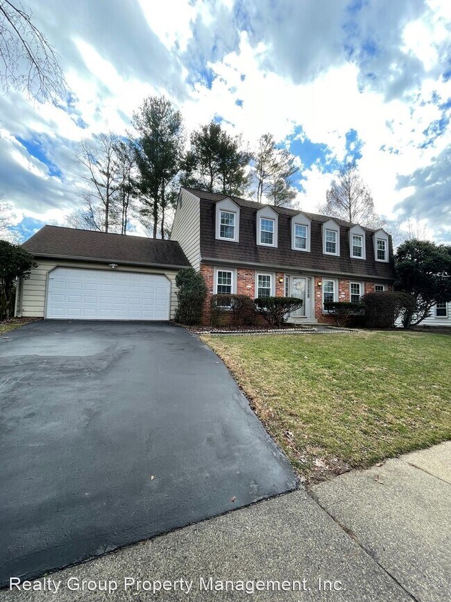 4 br, 2.5 bath House - 1422 Fallsmead Way - 4 br, 2.5 bath House - 1422 Fallsmead Way