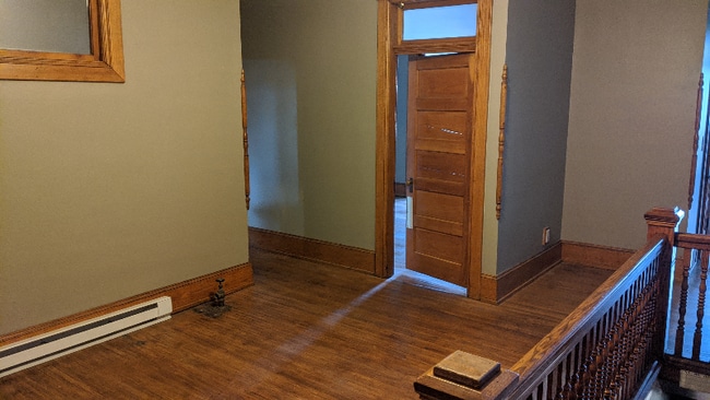 Photo - 127 1/2-38-32 E Main St Unidad 38 1/2 East Main St