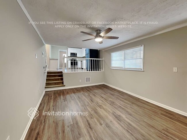 Photo - 277 Lancelot Way