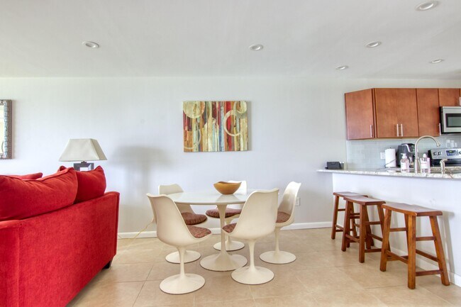 4822 Esedra Ct Unit 206
