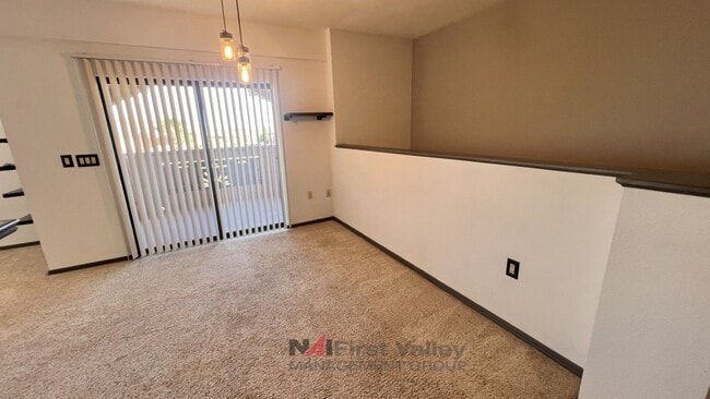 Photo - 1 Bedroom, 1 Bath with a Single Car Garage