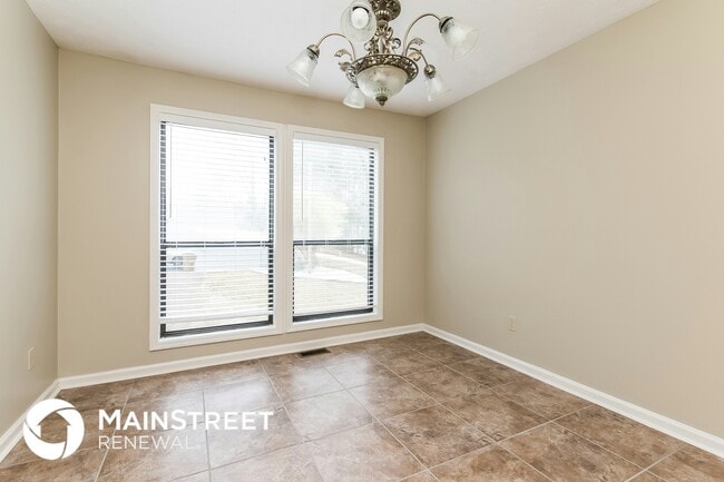 Photo - 1038 Summer Pl NW