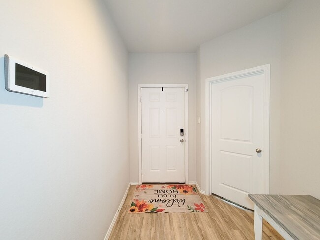 Photo - Beautiful 4-bedroom, 2-bath home located in the desirable area of Conroe, Texas. This well-mainta...