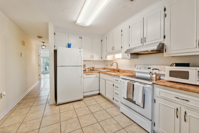 Photo - 407 23rd Ave N Unit 205