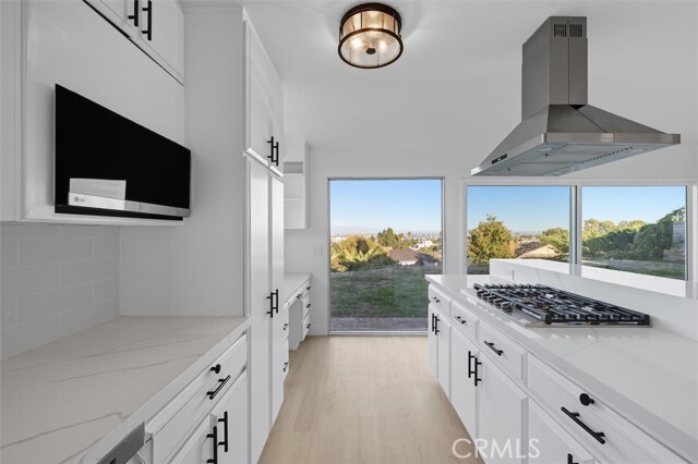 Photo - 2142 Van Karajan Dr