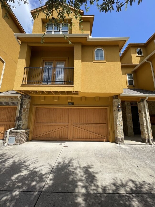 Building Photo - 2650 Venice Dr Unit Venice Dr 2650 4-