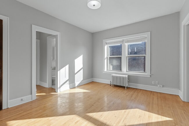 Photo - 2400 Harriet Ave Apartments | Origen Living