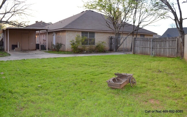 7610 April Ct