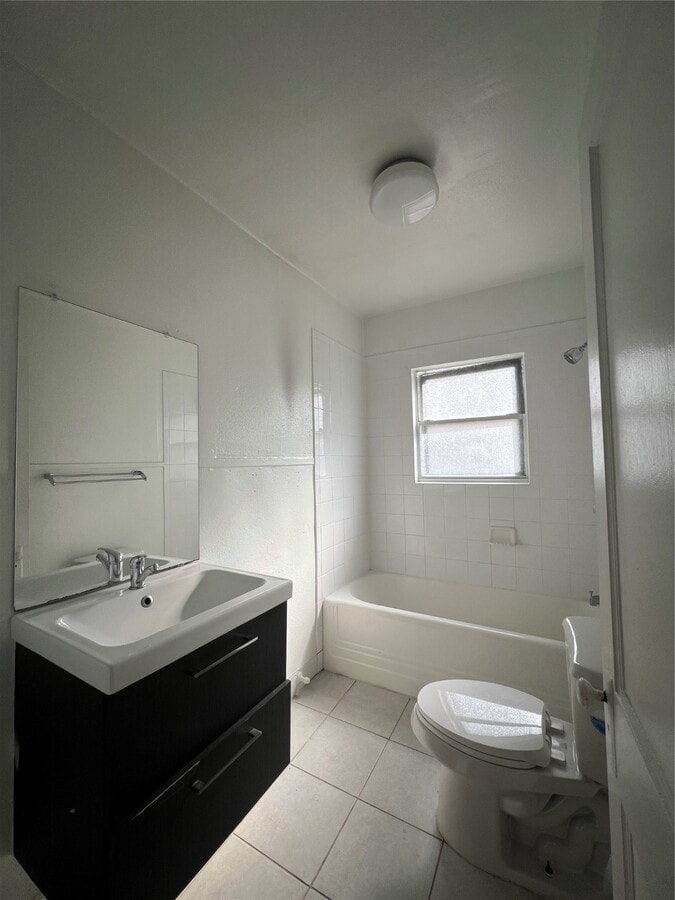 Photo - 607 Enid St Unit 2