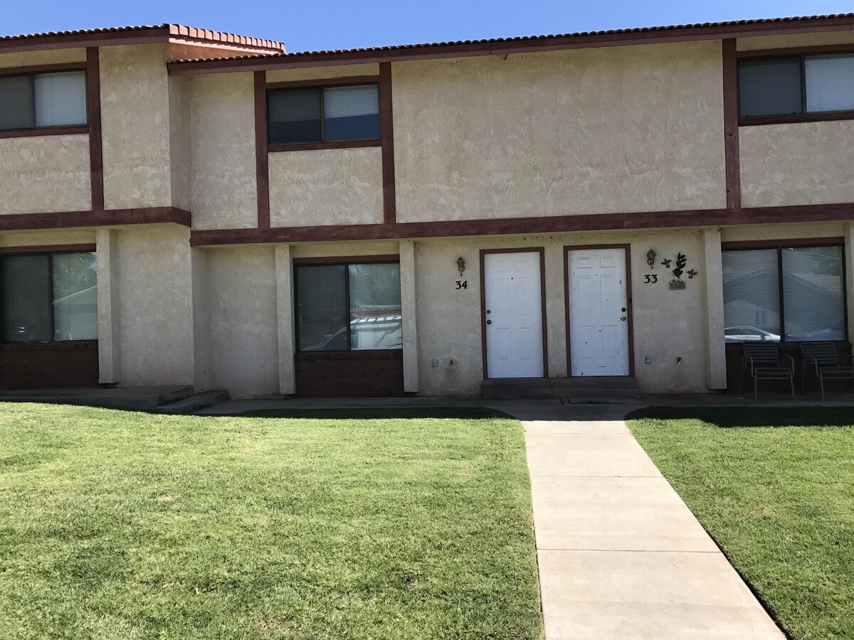 Photo - 525 S 1100 E House