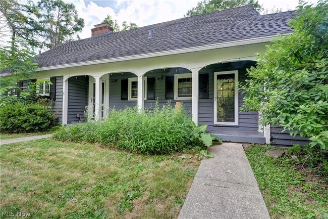 186 S Main St