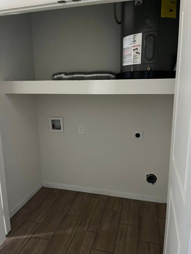 Photo - Kings Landing Apartments Unit 18