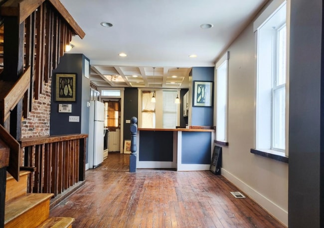 Photo - 2123 Annapolis Rd