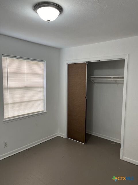 Photo - 208 E Voelter Ave