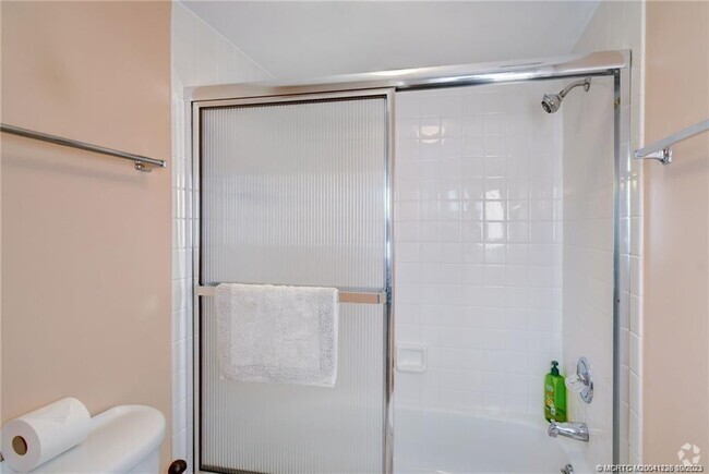 Building Photo - 9500 S Ocean Dr Unit 809 Rental