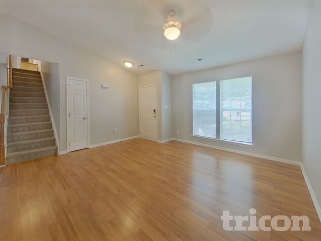 Photo - 7948 Travers Run Dr