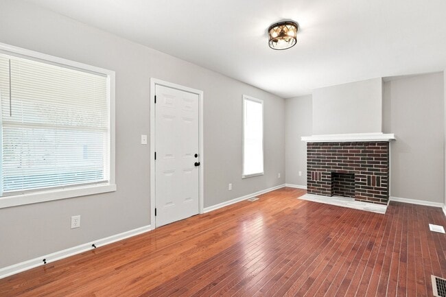 Photo - 846-848 Reinhard Ave Unit 848