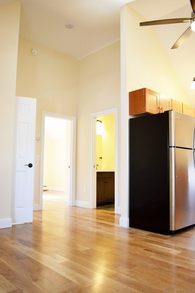 Photo - 220 North Ave Unidad APT 2