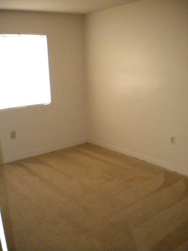 LivGreen Gardens Apartments For Rent in Greensboro, NC