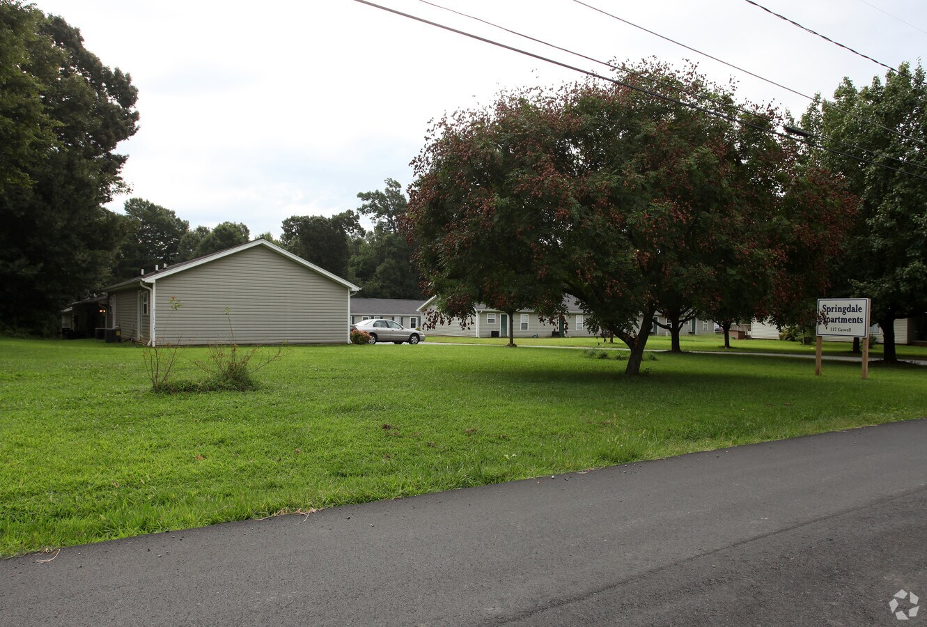 Photo - Springdale Apartments
