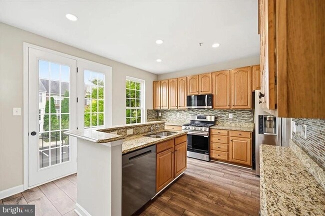 Photo - 3706 Singleton Terrace