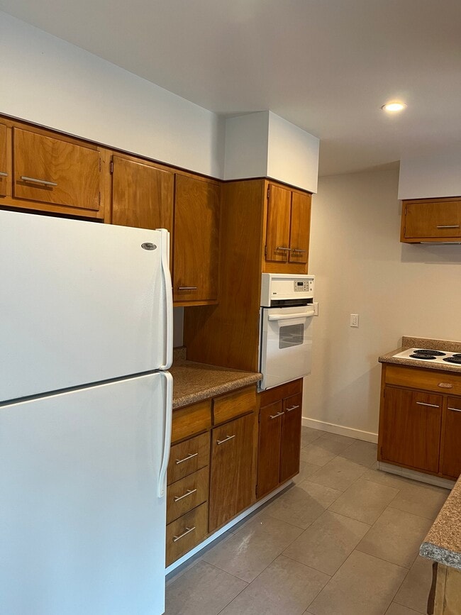 Photo - 1628 Smith Pl