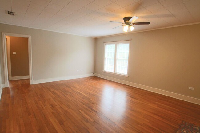 Photo - Rowland Duplex 130/130 1/2 *LEASE UP* Unit 130 1/2