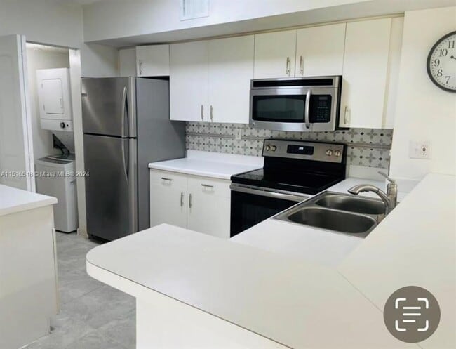 Building Photo - 2600 S University Dr Unit 130