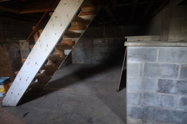 Photo - 52a N Main St