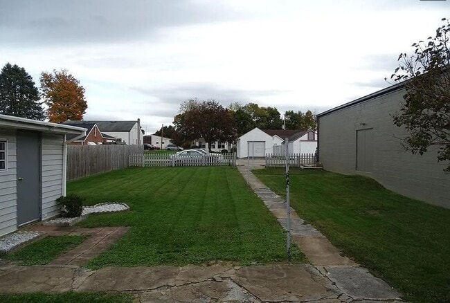 Photo - 160 W Beaver St Unit 160 W Beaver St - #B